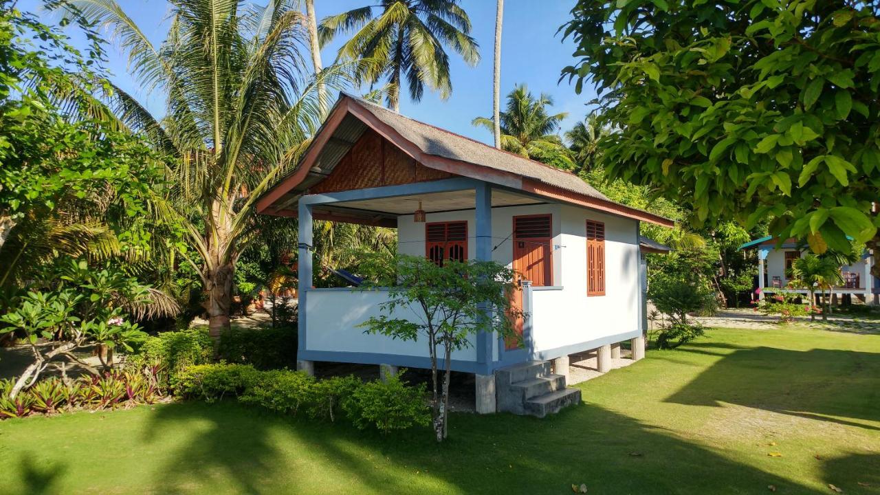New Raya - Nias Beach Bungalows Lagudri 외부 사진